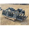 Image 3 : SKID STEER 84 IN. HYDRAULIC BRUSH GRAPPLE