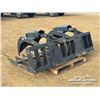 Image 4 : SKID STEER 84 IN. HYDRAULIC BRUSH GRAPPLE