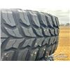 Image 7 : (4) GRIZZLY 275/70R18 TIRES