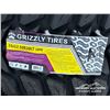 Image 5 : (4) GRIZZLY 33X12.50R20 TIRES