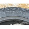 Image 7 : (4) GRIZZLY 33X12.50R20 TIRES