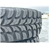 Image 7 : (4) GRIZZLY 245/75R16 TIRES