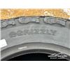 Image 5 : (4) GRIZZLY 245/75R16 TIRES