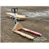 Image 4 : 5500 LB. INDUSTRIAL PALLET JACK