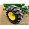 Image 29 : JOHN DEERE 787 TOW BETWEEN SEED CART