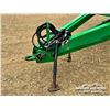 Image 7 : JOHN DEERE 787 TOW BETWEEN SEED CART