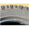Image 6 : (4) WRANGLER DURATRAC 275/70R18 TIRES