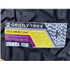 Image 5 : (4) GRIZZLY 33X12.50R20 TIRES