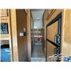 Image 22 : 2005 TOPAZ LE 25.5 FT 5TH WHEEL T/A TRAVEL TRAILER