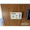 Image 31 : 2005 TOPAZ LE 25.5 FT 5TH WHEEL T/A TRAVEL TRAILER