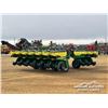 Image 3 : JOHN DEERE 1780 BOX PLANTER