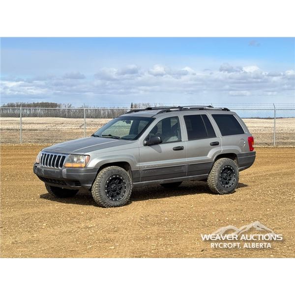 2001 JEEP GRAND CHEROKEE LAREDO SUV