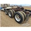Image 42 : 2013 PETERBILT 367 TRI DRIVE TRUCK TRACTOR