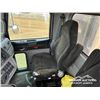 Image 9 : 2013 PETERBILT 367 TRI DRIVE TRUCK TRACTOR