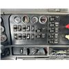 Image 17 : 2003 FREIGHTLINER COLUMBIA 120 TRI DRIVE TRUCK