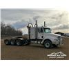 Image 2 : 2003 FREIGHTLINER COLUMBIA 120 TRI DRIVE TRUCK