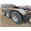 Image 52 : 2003 FREIGHTLINER COLUMBIA 120 TRI DRIVE TRUCK