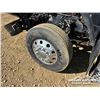 Image 40 : 2012 KENWORTH T800 T/A SLEEPER TRUCK TRACTOR