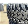Image 2 : (4) GRIZZLY LT275/55R20 TRUCK TIRES