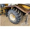 Image 31 : TERRA-GATOR 8104 60 FT FLOATER FERTILIZER SPREADER