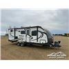 Image 2 : 2015 RADIANCE CRUISER 24 FT. TRAVEL TRIALER