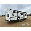 Image 3 : 2015 RADIANCE CRUISER 24 FT. TRAVEL TRIALER