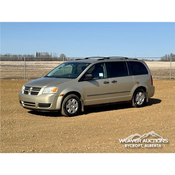 2010 DODGE CARAVAN VAN