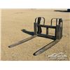 Image 1 : HLA 5 FT. TRACTOR PALLET FORKS