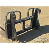 Image 6 : HLA 5 FT. TRACTOR PALLET FORKS