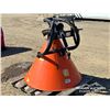 Image 4 : 3PT HITCH FERTILIZER SPREADER