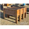 Image 1 : (3) STANDING GARDEN BEDS