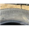 Image 6 : (4) MICHELIN 265/65R18 TIRES