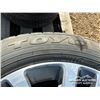 Image 5 : (4) TOYO 275/55R20 TIRES & RIMS