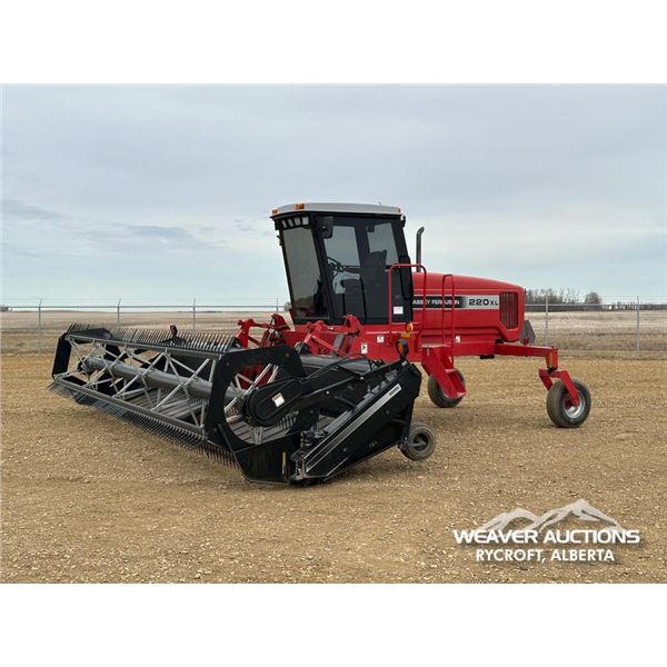 2004 MASSEY FERGUSON 220XL 25 FT. SWATHER