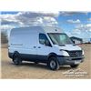 Image 2 : 2010 MERCEDES BENZ SPRINTER 2500 CARGO VAN