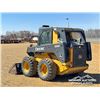 Image 4 : 2012 JOHN DEERE 332D 2 SPEED SKID STEER LOADER