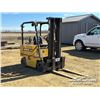 Image 2 : 1987 CATERPILLAR V40 FORKLIFT