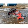Image 2 : 2003 3 PT 4 WHEEL HAY RAKE