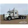 Image 1 : 2014 KENWORTH T800 TRI DRIVE SLEEPER TRUCK TRACTOR