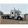 Image 2 : 2014 KENWORTH T800 TRI DRIVE SLEEPER TRUCK TRACTOR