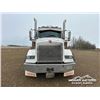 Image 75 : 2014 KENWORTH T800 TRI DRIVE SLEEPER TRUCK TRACTOR