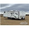 Image 2 : 2006 ARCTIC FOX 4 SEASON 32 FT. T/A TRAVEL TRAILER