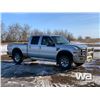Image 2 : 2010 FORD F350 CREW CAB PICKUP
