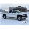 Image 2 : 2002 CHEVROLET SILVERADO CREW CAB PICKUP