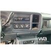Image 9 : 2001 GMC SIERRA CREW CAB PICKUP