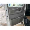 Image 12 : 2010 CHEVROLET EXPRESS 12 PASSENGER VAN