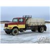 Image 1 : 1994 IHC 4900 S/A WATER TRUCK