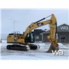 Image 2 : 2015 CATERPILLAR 326FL HYDRAULIC EXCAVATOR