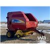 Image 2 : 2009 NEW HOLLAND BR7090 ROUND BALER