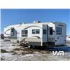 Image 4 : 2009 KEYSTONE OUTBACK 5TH WHEEL TRAVEL TRAILER